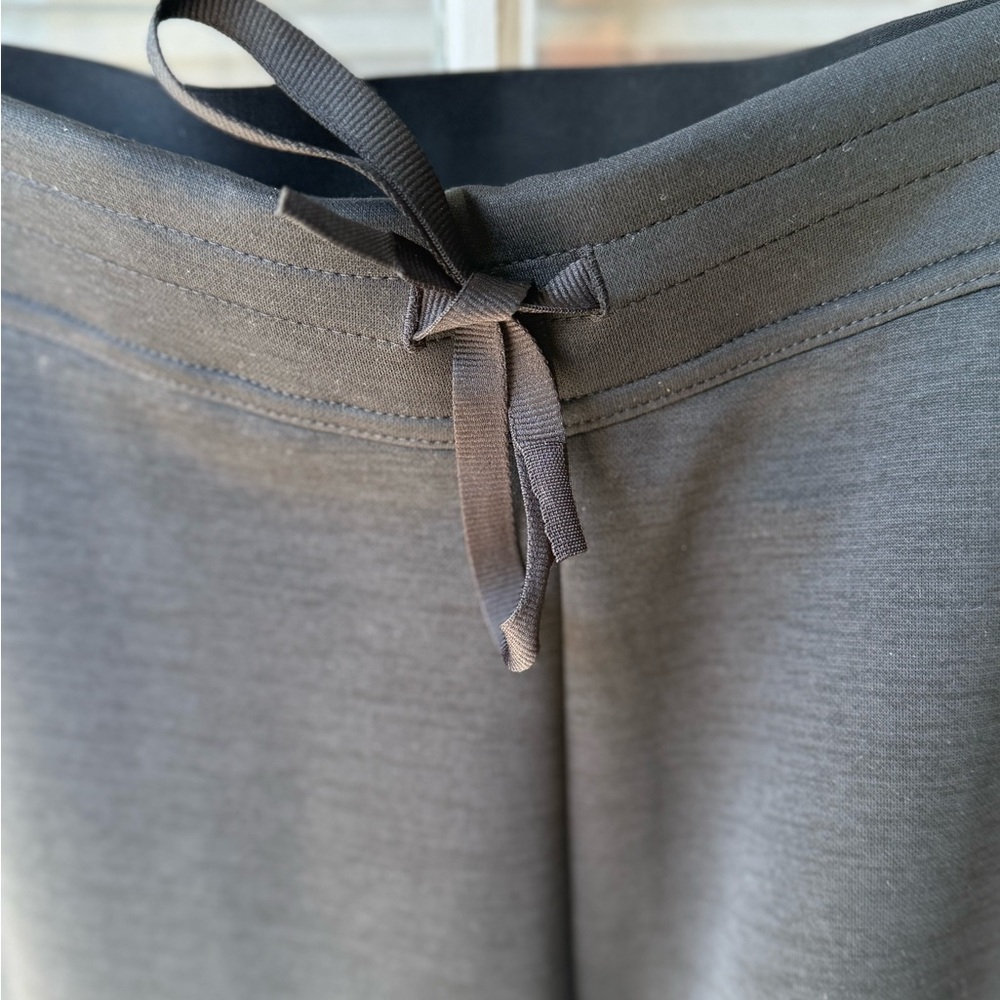 Adidas women’s joggers . Black size XL